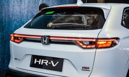 Honda HR-V bị đọng hơi sương ở đèn hậu thì xử lý thế nào?